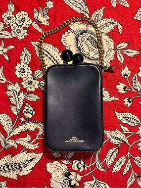 The Vanity MARC JACOBS Black Kisslock Purse